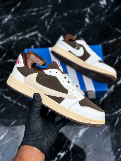 Travis Scott x AJ 1 Low OG  "Reverse Mocha" - Image 3