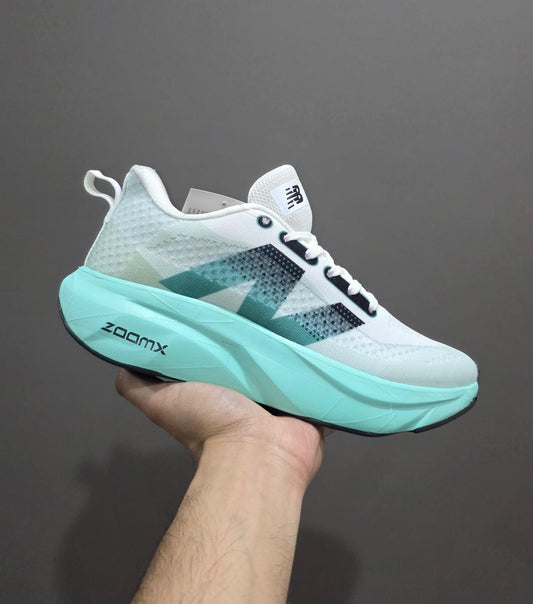 New Balance - Image 1