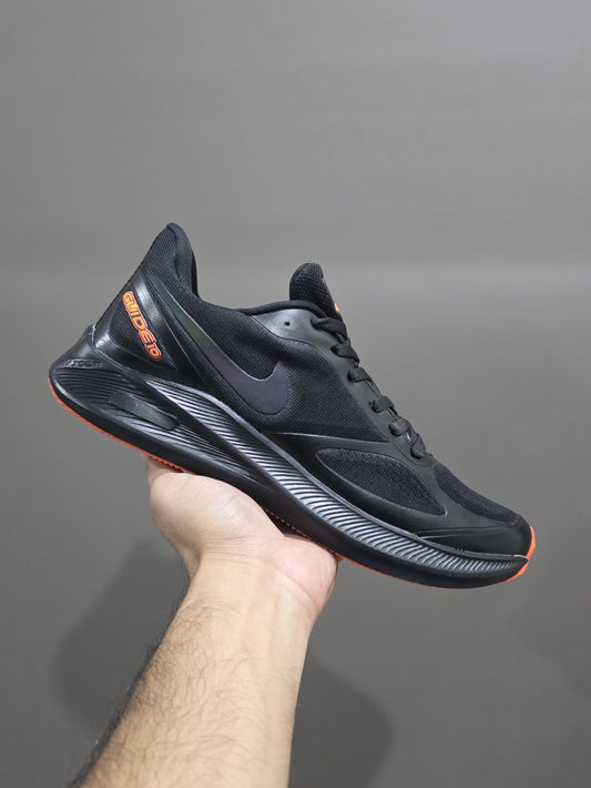 NIKE SHOES - Image 1