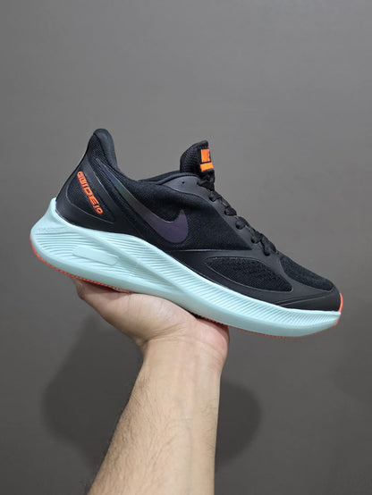 NIKE SHOES - Image 1