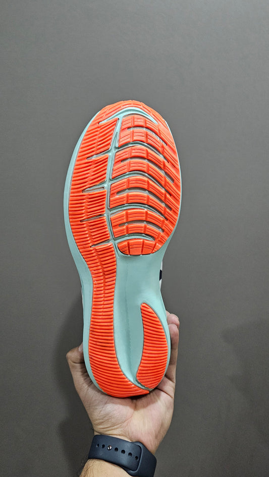 NIKE SHOES - Image 2