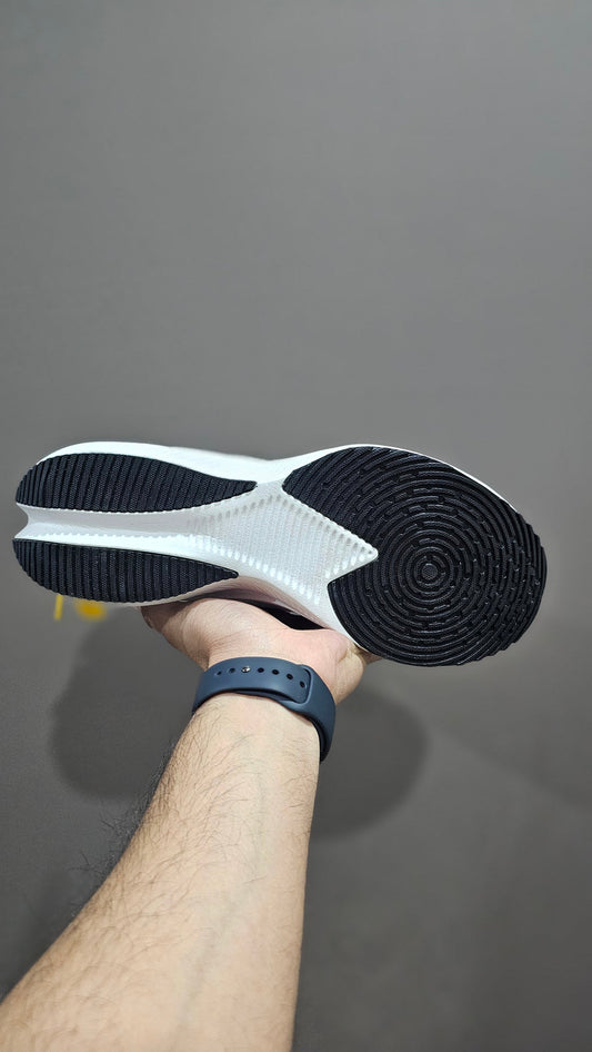 NIKE SHOES - Image 2