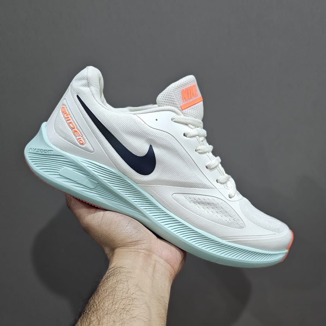 NIKE SHOES - Image 1