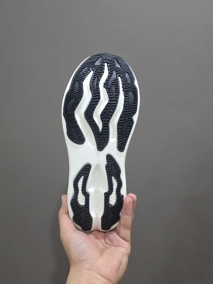 BROOKS SHOES