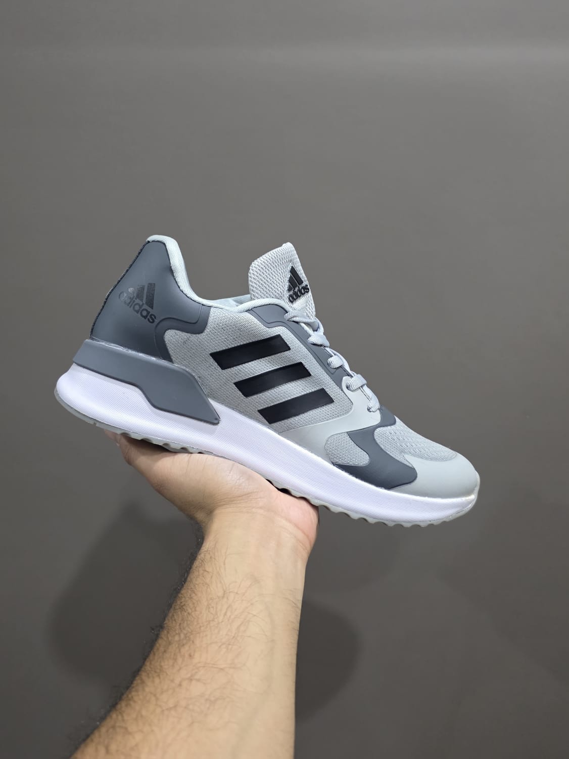 ADIDAS SHOES - Image 1